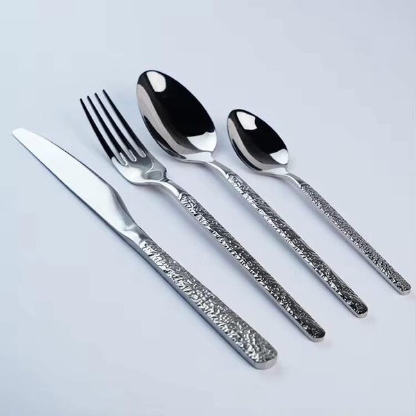 Couverts en acier inoxydable