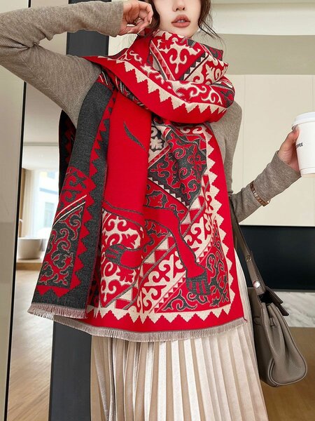 Платок шарф палантин с узорами в традиционном стиле НОВЫЙ