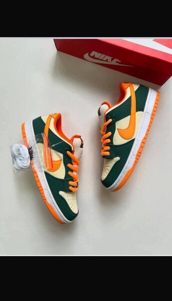 Chaussures sports Nike classiques