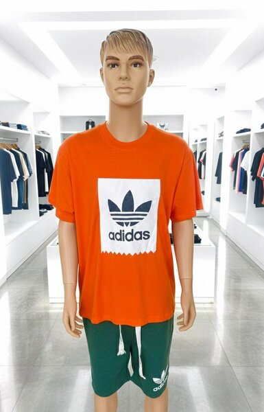 T-shirt Adidas unisexe