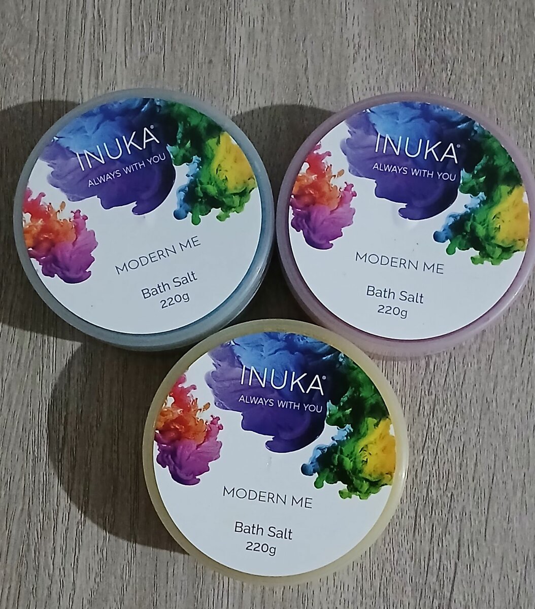 Modern Me Range bath salts