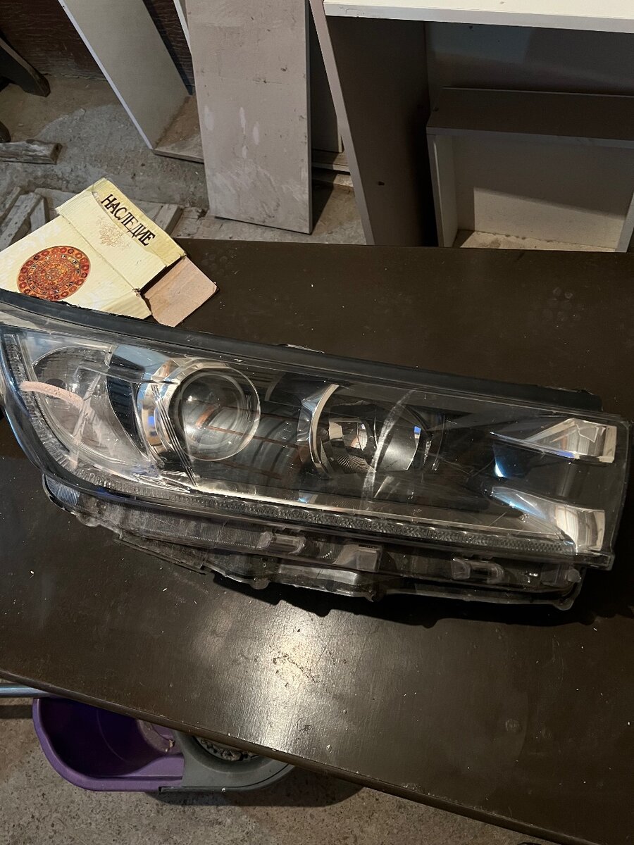 Фары от хайландера