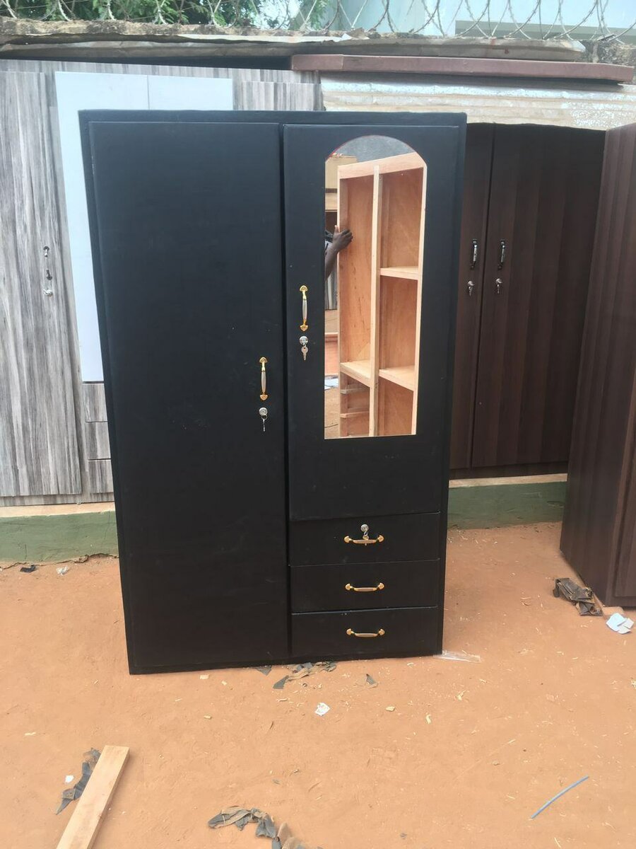 2in1 quality wardrobe for sell