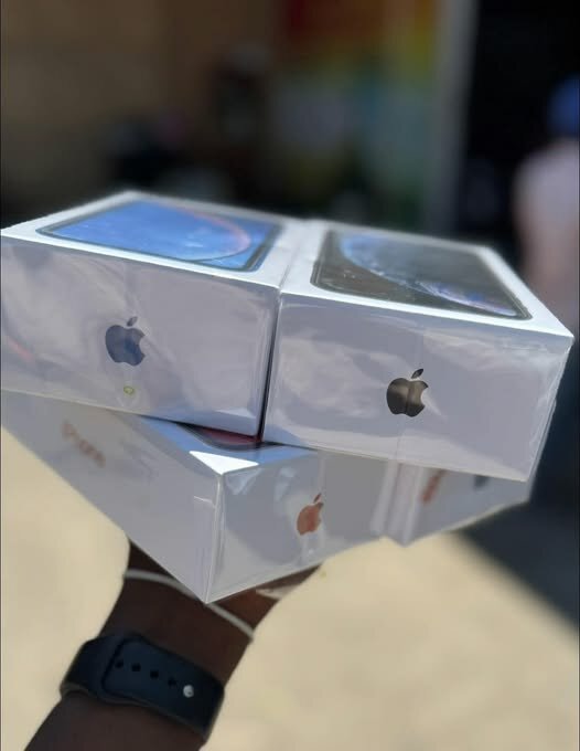 iPhone XR 64Gb