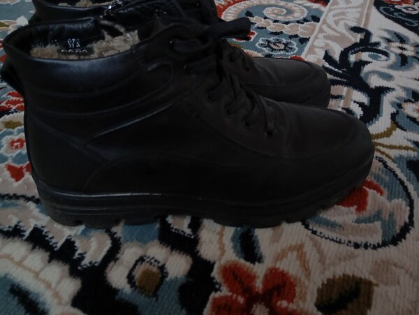 Сапожки новые купил не подошли не надевал чистые состояние и