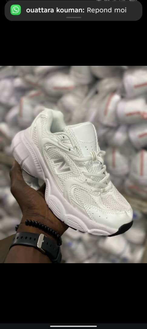 Baskets blanches confortables