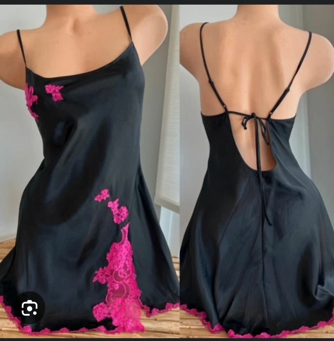 Ensemble lingerie floral élégant