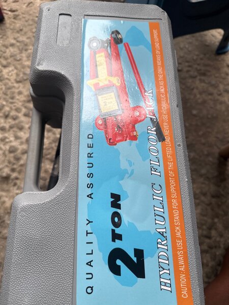 Cric hydraulique 2 tonnes robuste