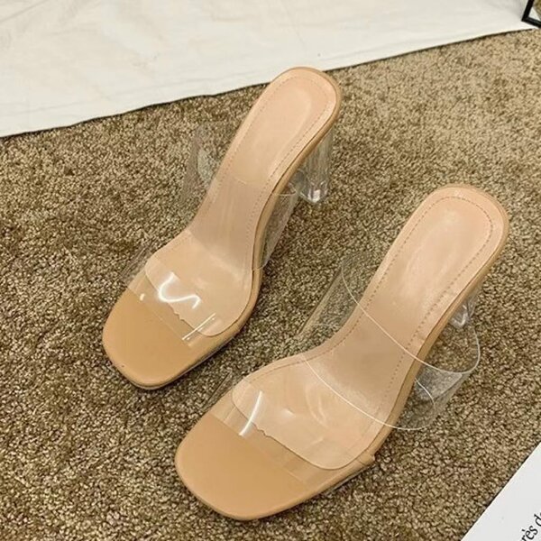 Beautiful, high-quality and comfortable women's sandals with heels
