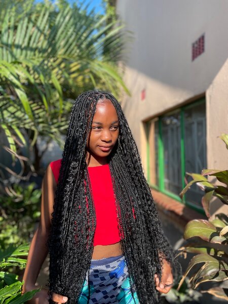 Goddess knotless braids