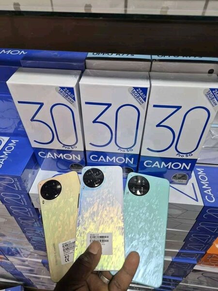 TECNO CAMON(30 pro)5G 512GB 16GB RAM première copie conforme