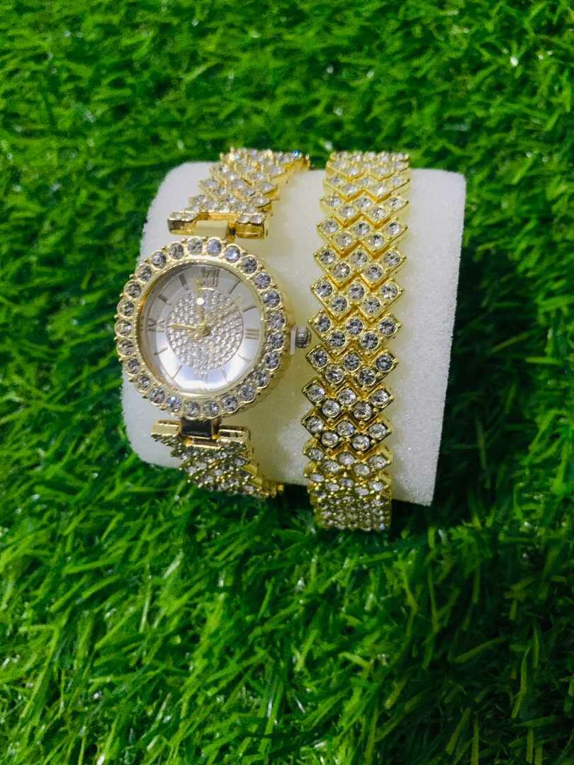 Ladies watch and bracelet
