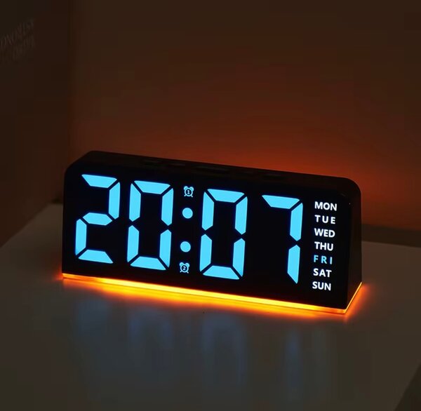 Réveil numérique LED moderne