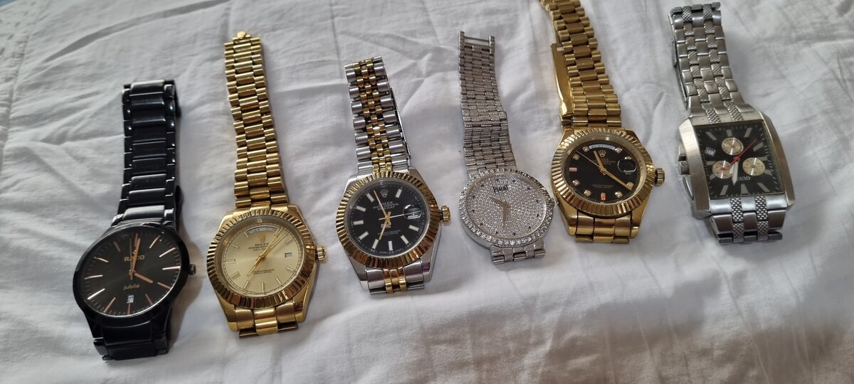 Different brands wrist watches
