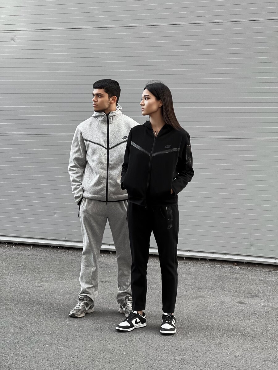 Двойка Nike Tech fleece