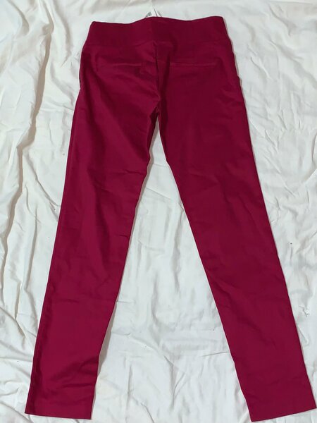 Vêtements colorés élégants