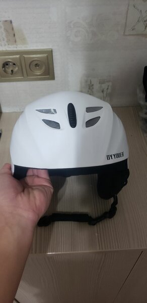 Горнолыжный шлем Dy Youer  белого цвета размер XL