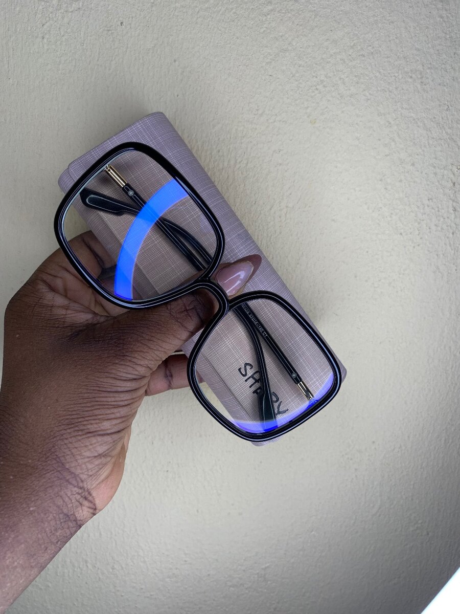 Black Round square frame