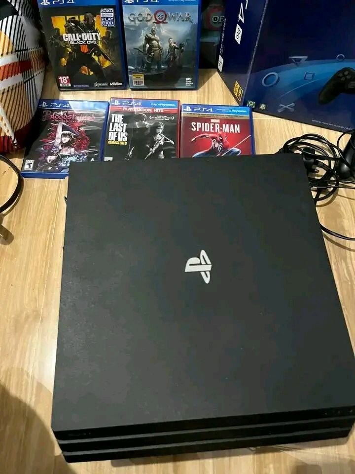 Console PS4 avec jeux inclus