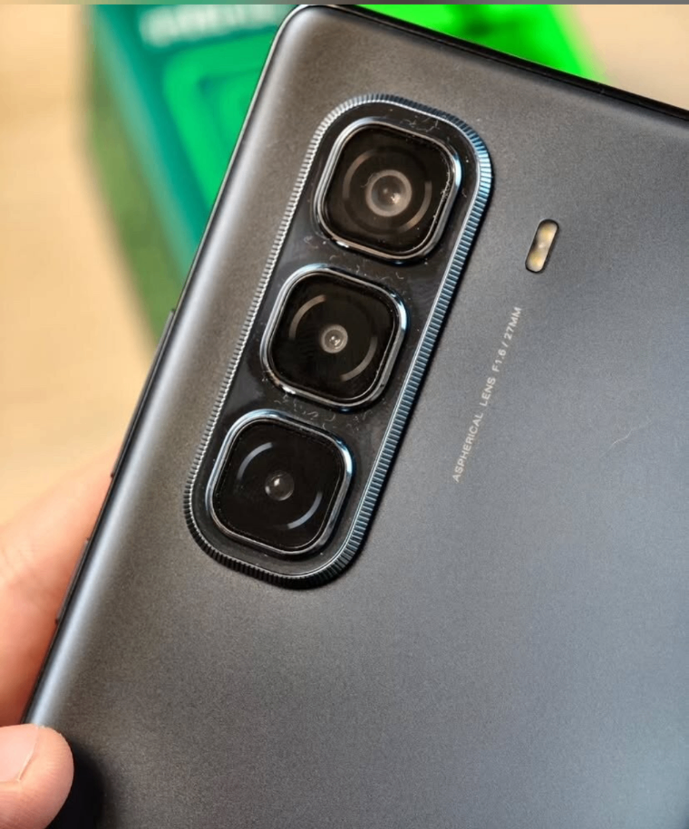 Infinix hot 50pro plus 256gig