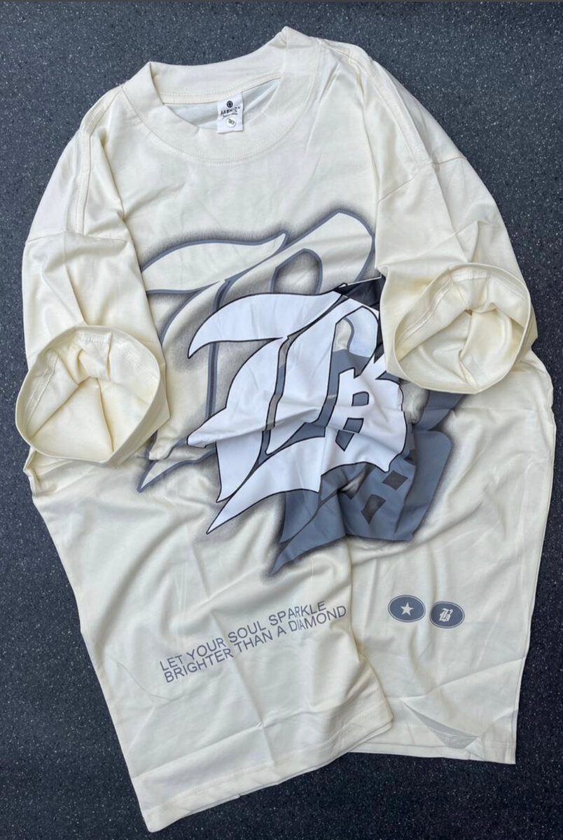 T-shirts graphiques modernes