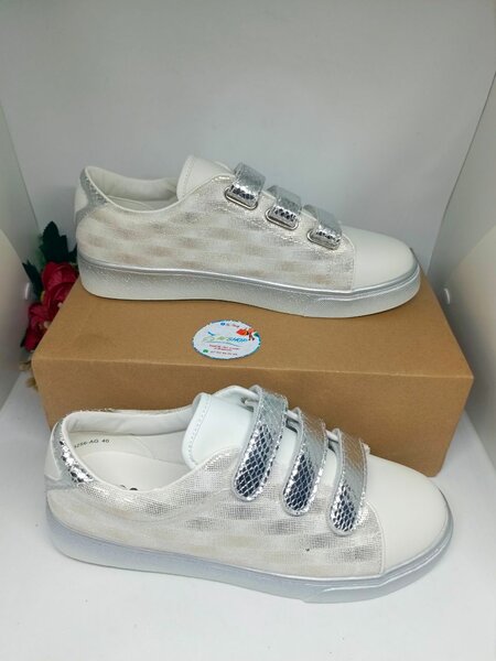 Baskets femme argentées