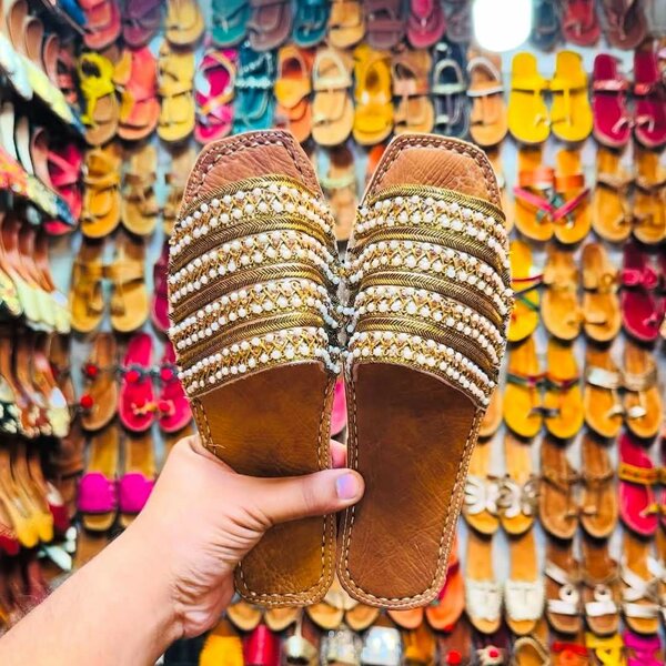 Ladies wedding slides