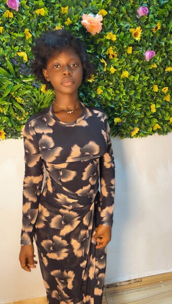 Robe moulante à motifs floraux