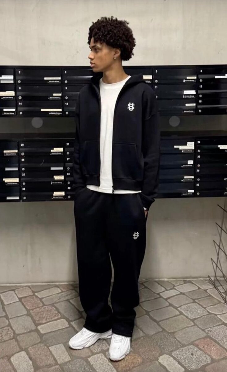 Ensemble de survêtement stylé