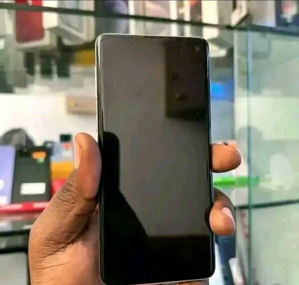 Samsung Galaxy S8 Smartphone