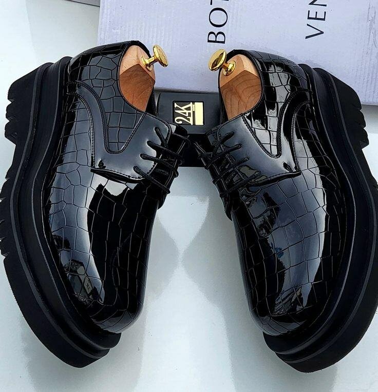 Chaussures élégantes en cuir