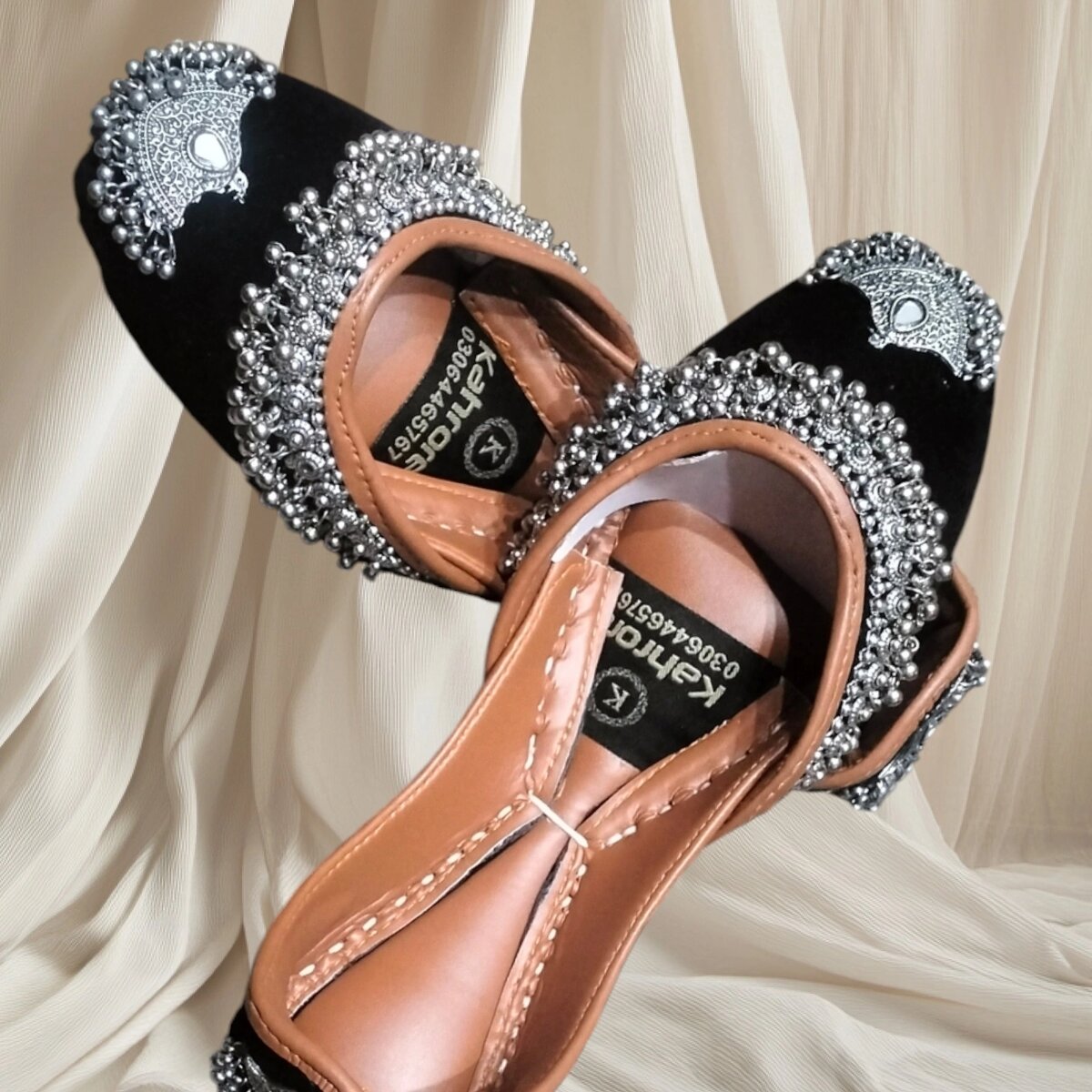 Rajitani metal bridal khussa