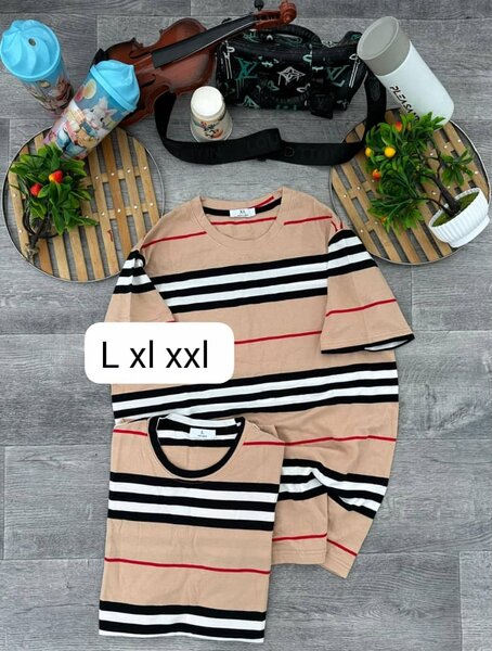 T-shirt à rayures beige