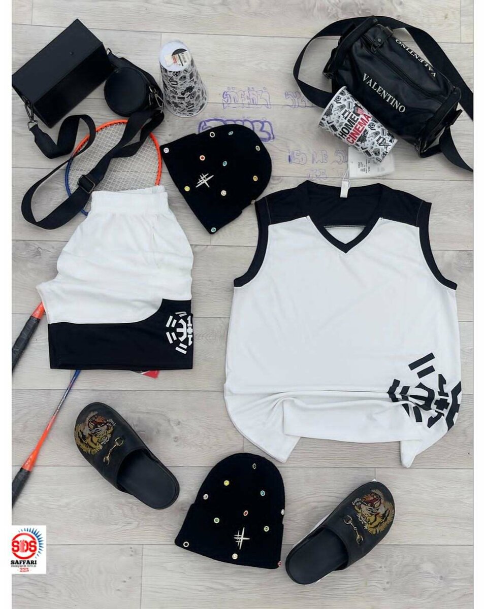 Ensemble sportif homme élégant