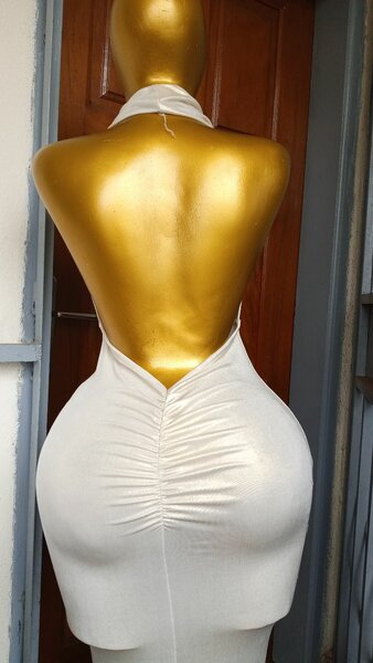 Robe dos nu moulante féminine