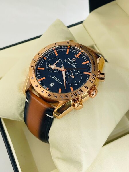 Montre Chronographe Élégante