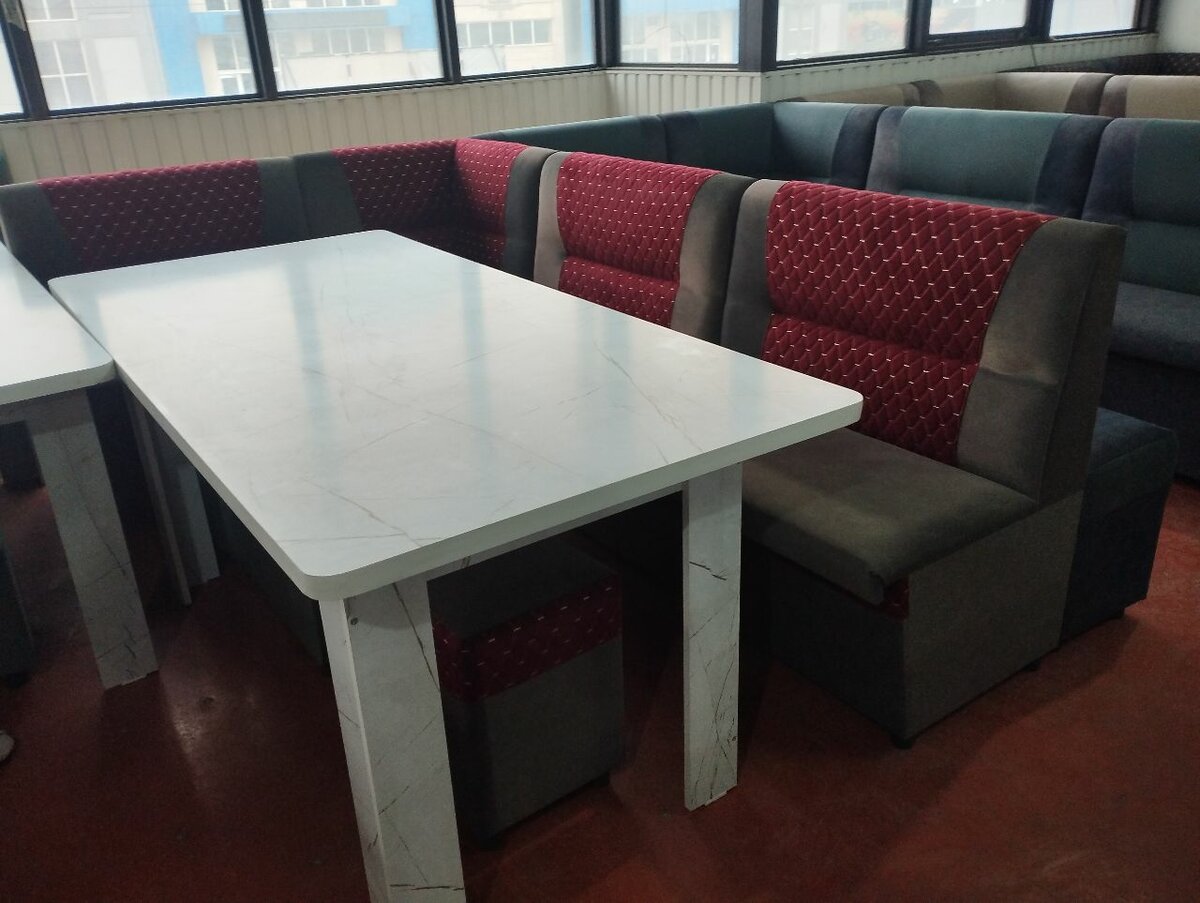 Кухонный уголок