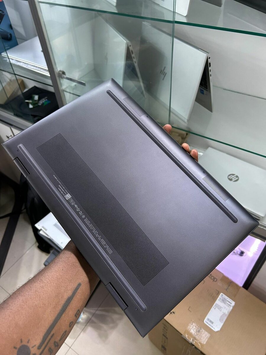 HP Envy 15-ey0xxx (Non-touch)