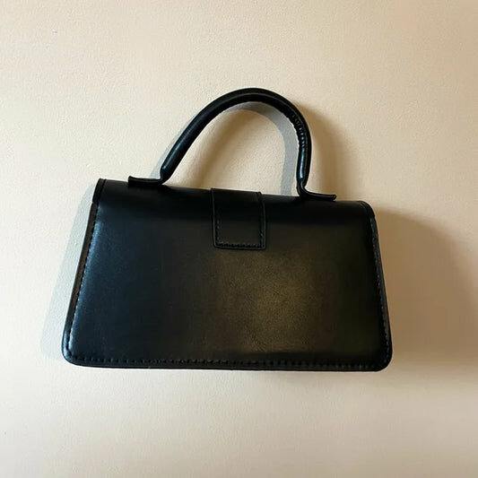 Sac à main noir élégant