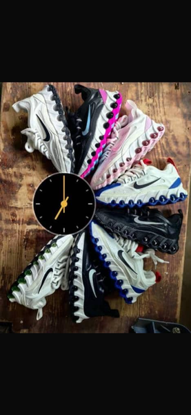 Chaussures de sport colorées