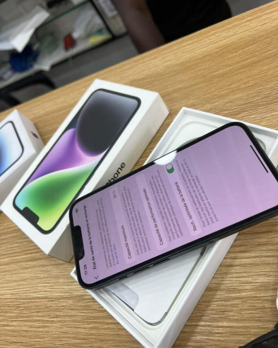 14 simple 128Go noir