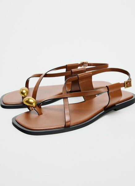 Sandales plates en cuir élégantes