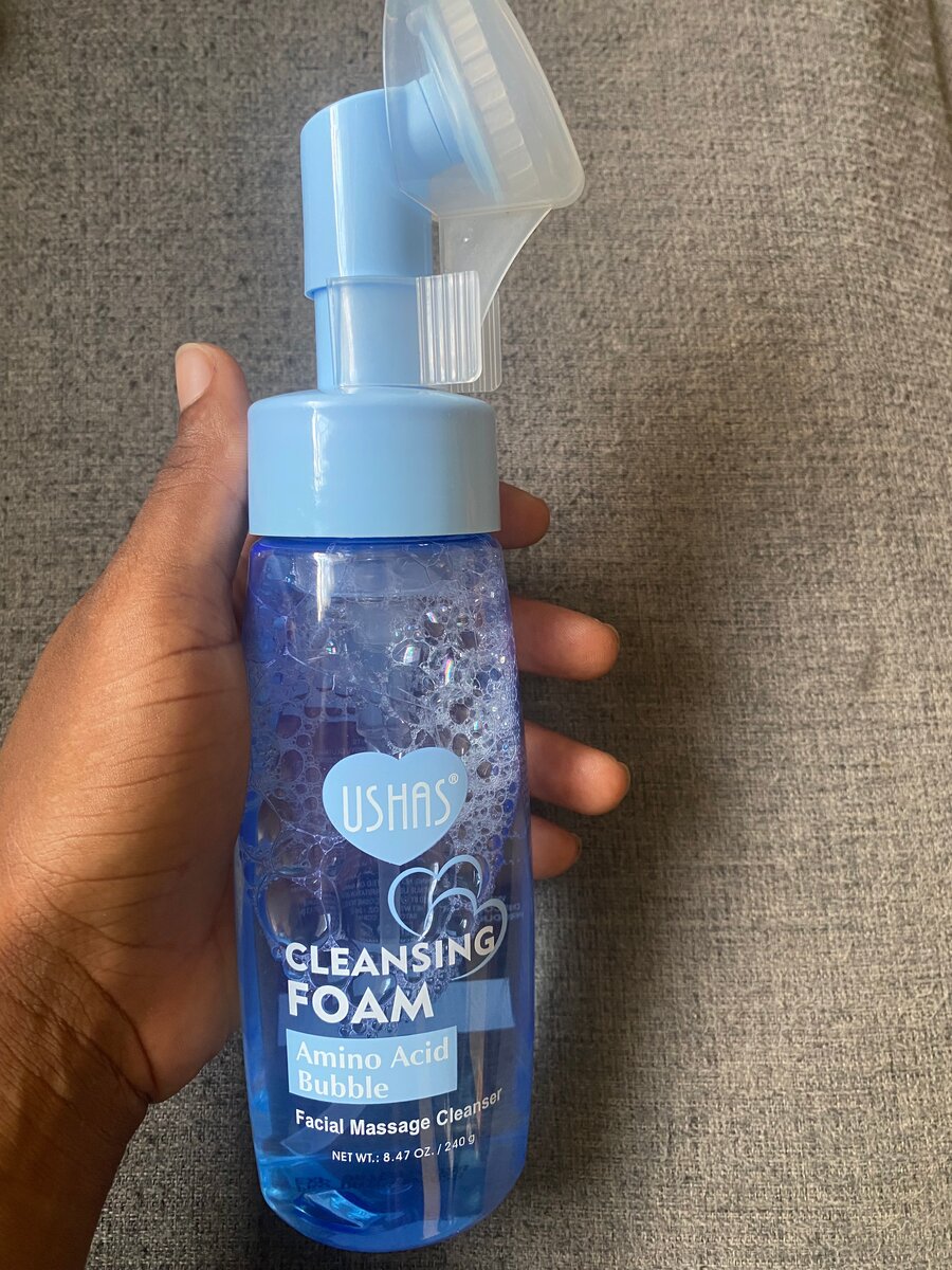 Mousse nettoyante pour le visa