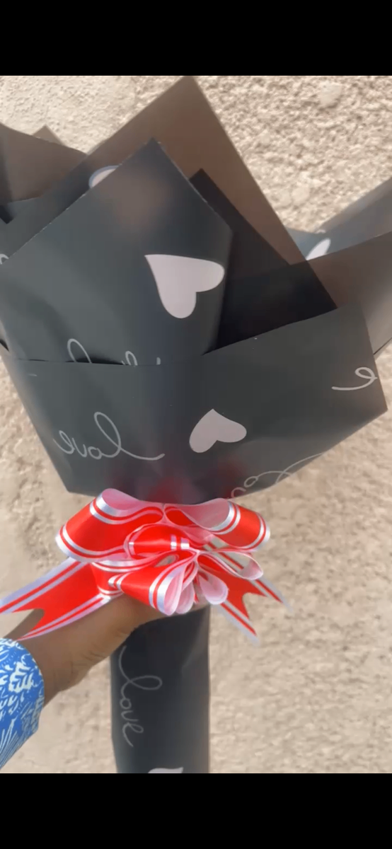 Bouquet de fleurs et chocolat