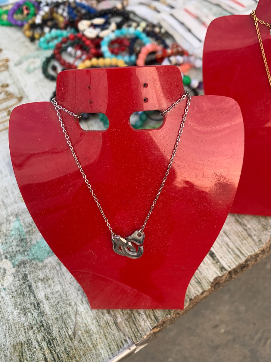 Collier et Bracelets Élégants