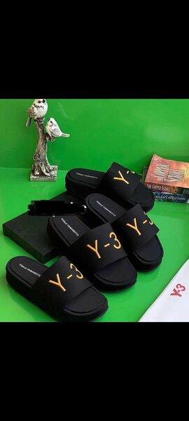 Y-3 slides