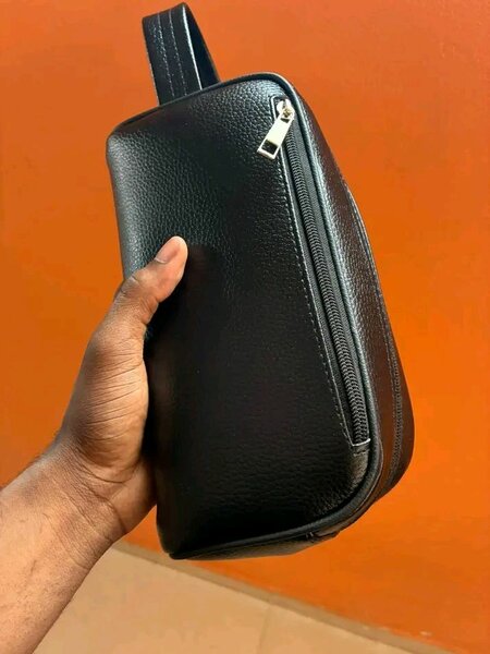 Pochette en cuir élégante