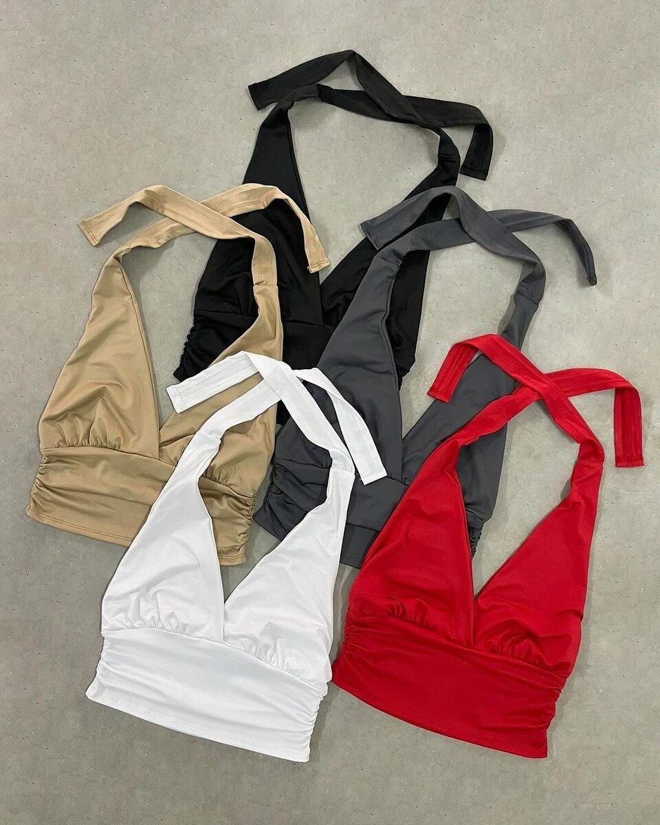 Haut tube et dos nu élégants