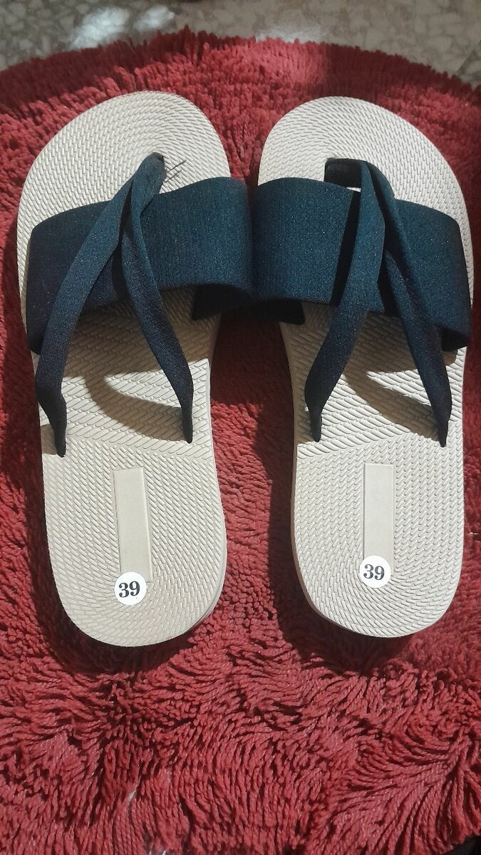 Claquettes élégantes pour femmes