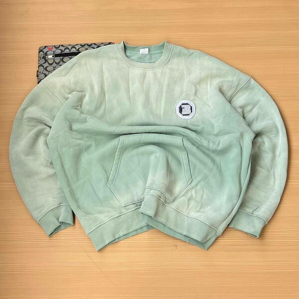 Men's round neck Sweater